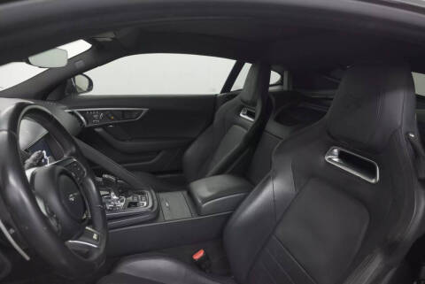 2018 Jaguar F-TYPE R