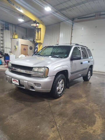 2004 Chevrolet TrailBlazer for sale at WESTSIDE GARAGE LLC in Keokuk IA