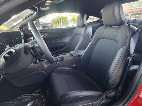 2024 Ford Mustang Dark Horse