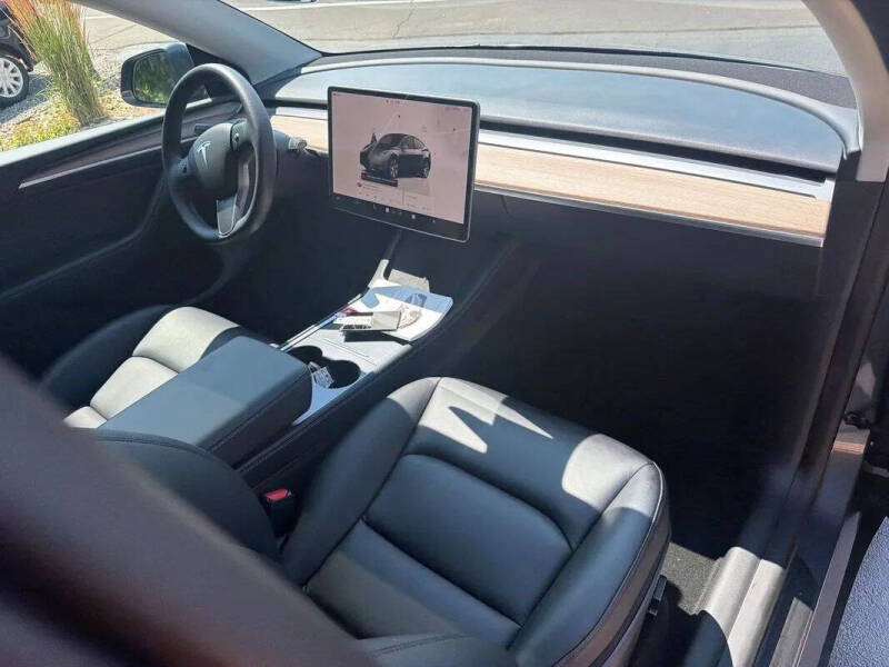 2023 Tesla Model Y Long Range