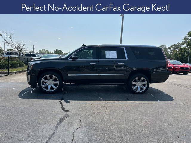 Used 2019 Cadillac Escalade ESV Premium Luxury with VIN 1GYS4JKJ4KR375830 for sale in Lighthouse Point, FL
