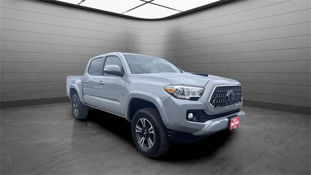 2019 Toyota Tacoma TRD Sport's photo