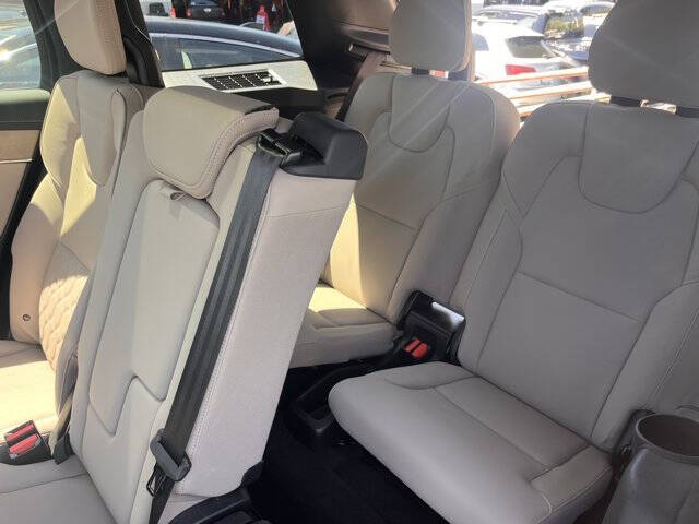 2025 Volvo XC90 T8 Plus Bright Theme 7P