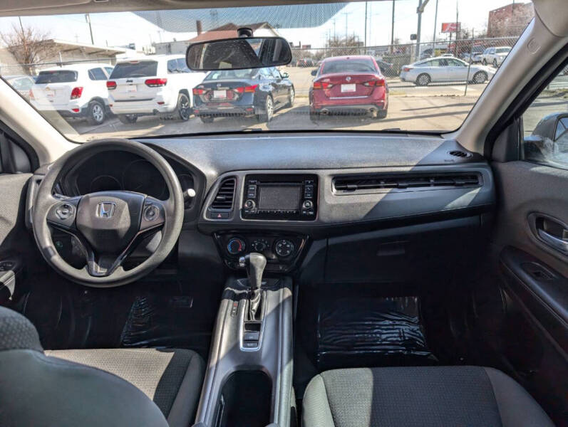 2022 Honda HR-V LX