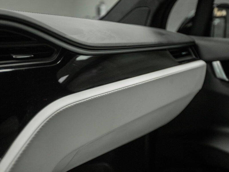 2020 Tesla Model X Long Range