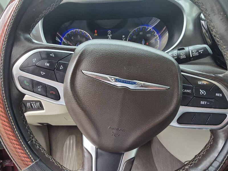 2017 Chrysler Pacifica Touring-L Plus