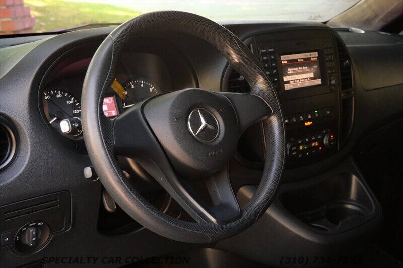 2018 Mercedes-Benz Metris Worker Passenger