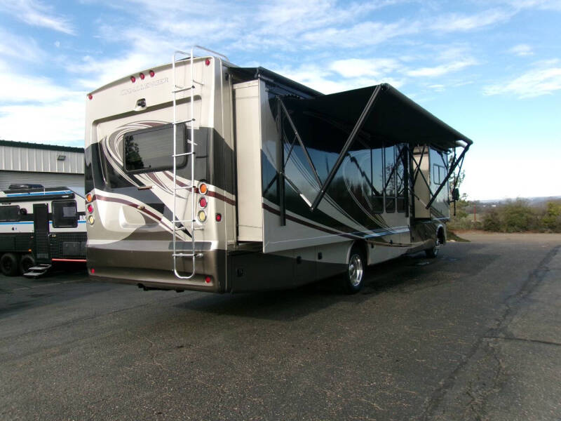 2013 Thor Motor Coach Challenger 37kt