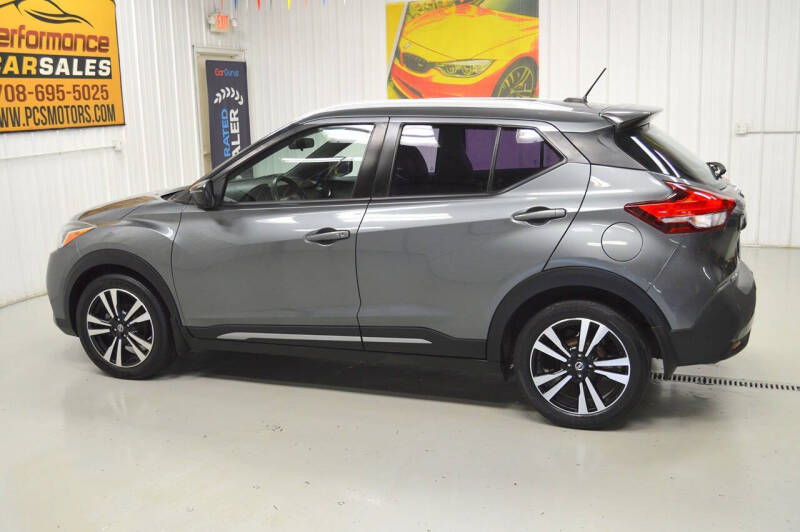 2020 Nissan Kicks SR