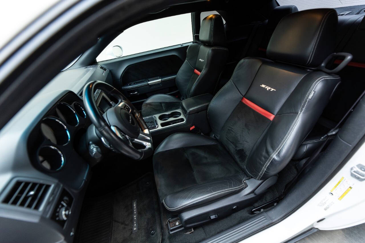2012 Dodge Challenger 101