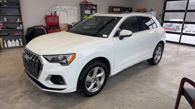 2021 Audi Q3 quattro Premium 40 TFSI
