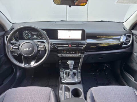 2024 Kia Seltos S