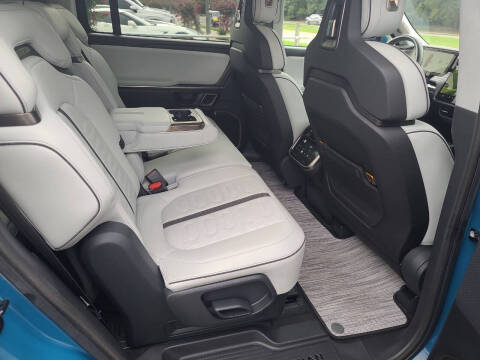 2023 Rivian R1S Launch Edition