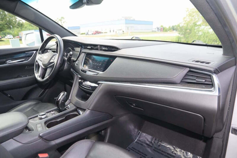 2020 Cadillac XT5 Premium Luxury