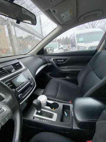 2017 Nissan Altima 2.5 SV