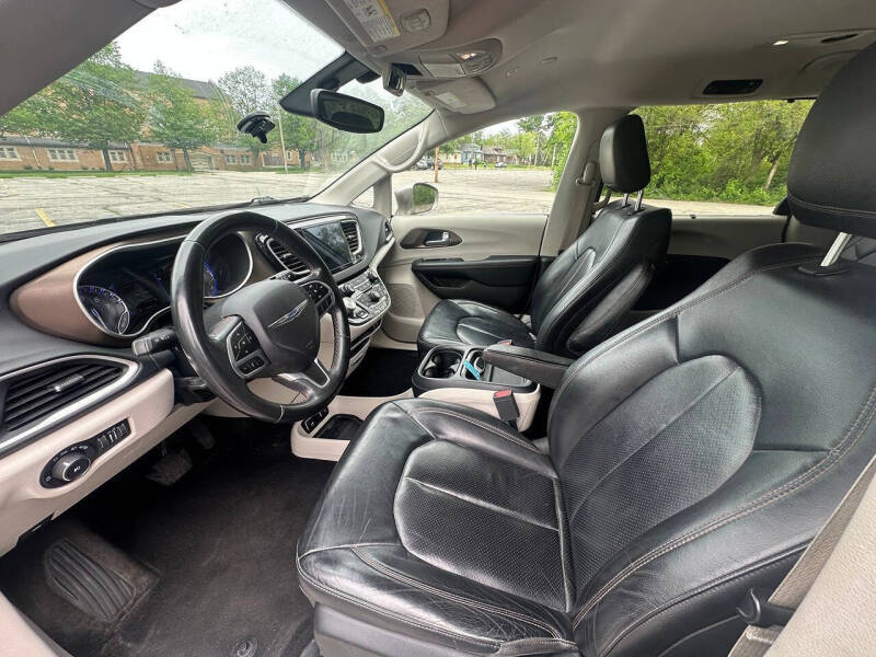 2018 Chrysler Pacifica Touring L