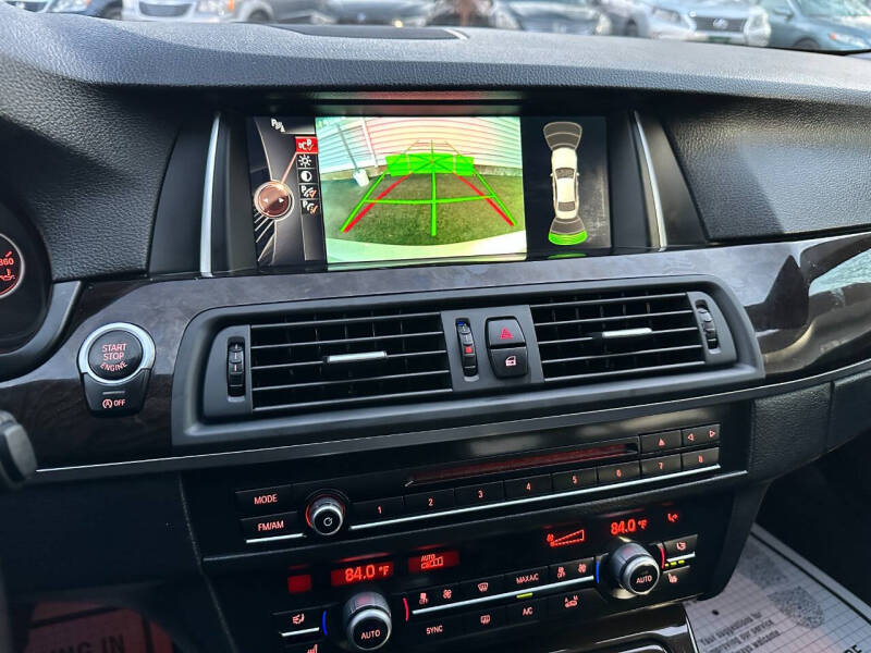 2015 BMW 5 Series 528i xDrive