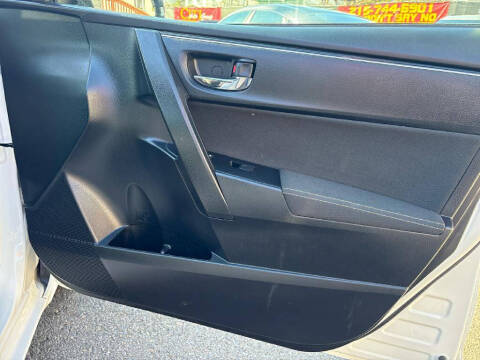 2019 Toyota Corolla XLE