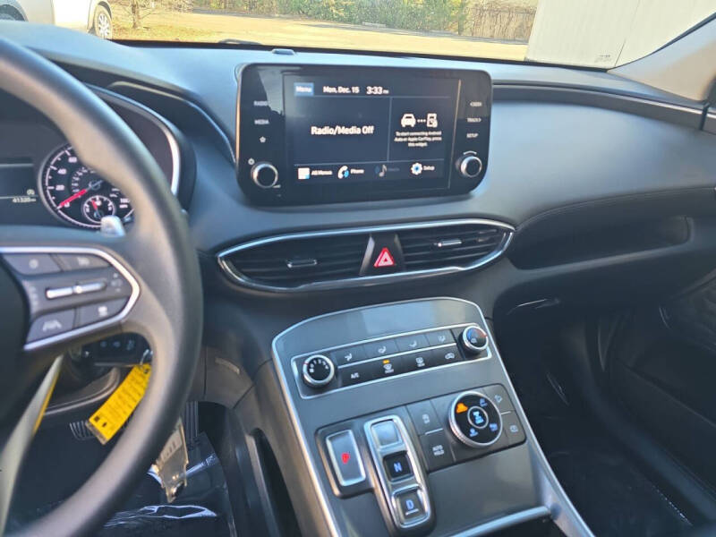 2023 Hyundai Santa Fe SE