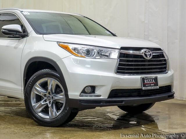 Used 2016 Toyota Highlander Limited with VIN 5TDDKRFH9GS340302 for sale in Tinley Park, IL