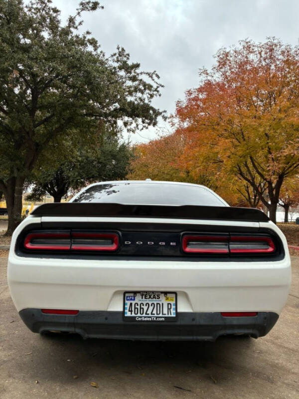 2015 Dodge Challenger SXT