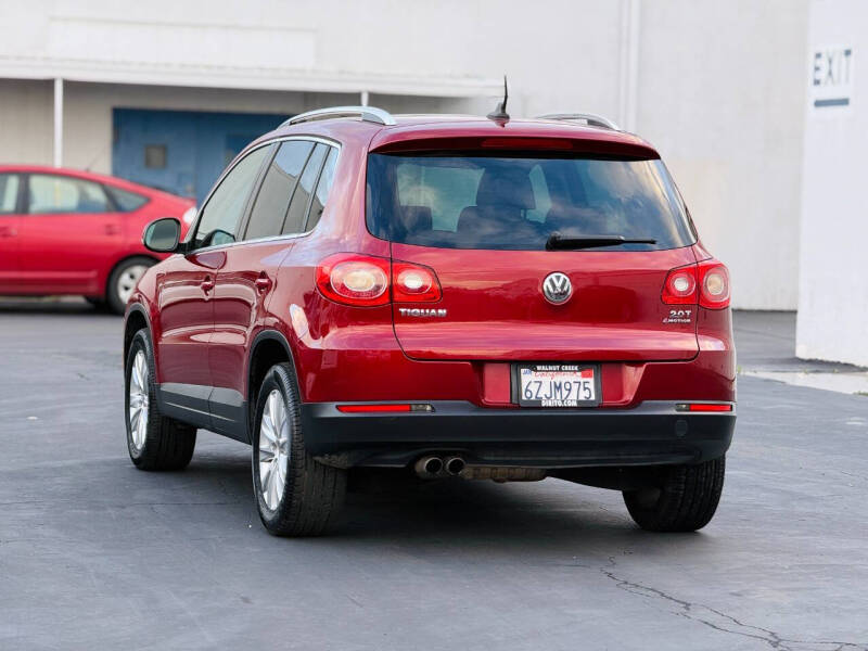 2009 Volkswagen Tiguan SE 4Motion