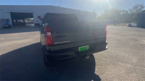 2022 Chevrolet Silverado 1500 Limited Custom