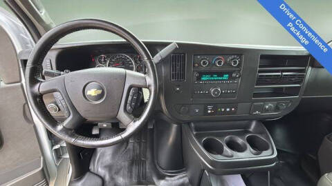 2022 Chevrolet Express 2500