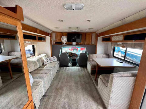 2004 Ford E-Series E-450 SD