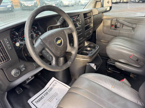 2018 Chevrolet Express LS 2500
