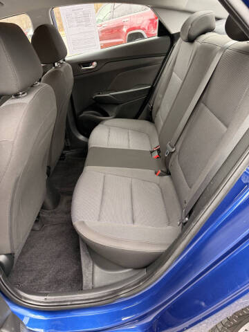 2020 Hyundai Accent SE