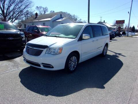 2013 Chrysler Town and Country for sale at Jenison Auto Sales in Jenison MI