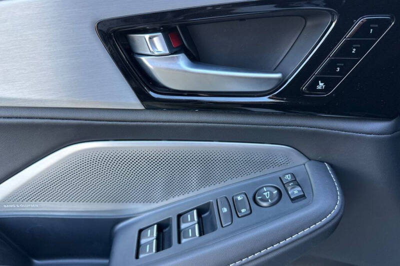 2026 Acura MDX SH-AWD w/Tech