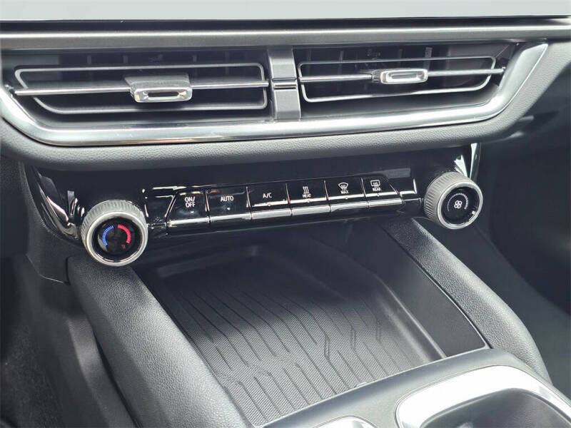 2026 Chevrolet Equinox EV LT 1