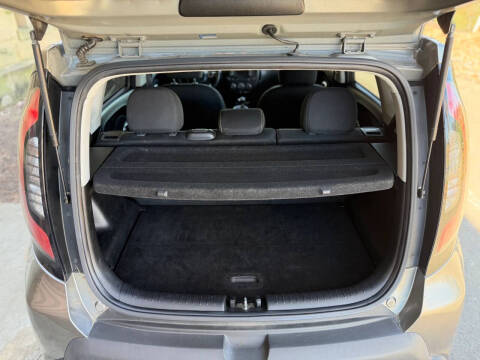 2014 Kia Soul +