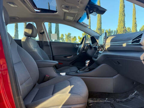 2020 Hyundai Ioniq Hybrid SEL