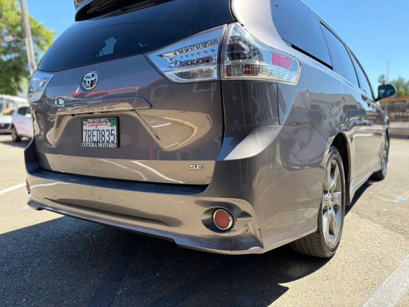 2016 Toyota Sienna