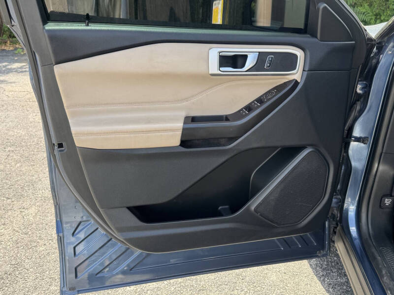 2020 Ford Explorer XLT