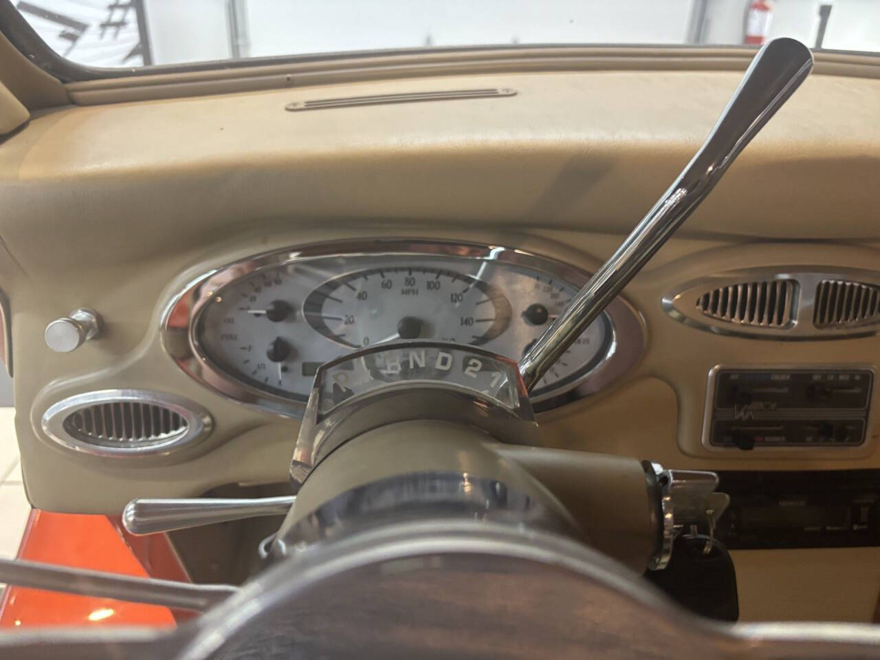 1933 Ford Victoria 32