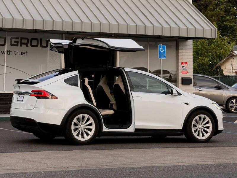 2020 Tesla Model X