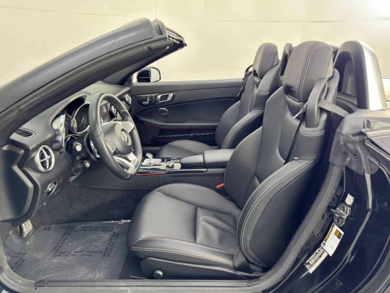 2019 Mercedes-Benz SLC SLC 300