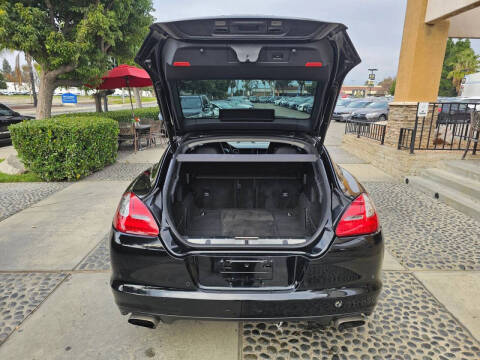 2011 Porsche Panamera