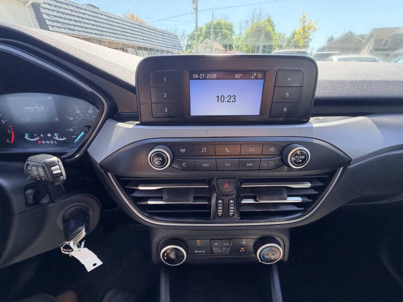 2020 Ford Escape S