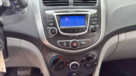 2013 Hyundai Accent GLS