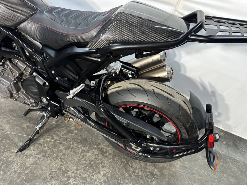 2022 Indian FTR 1200 S