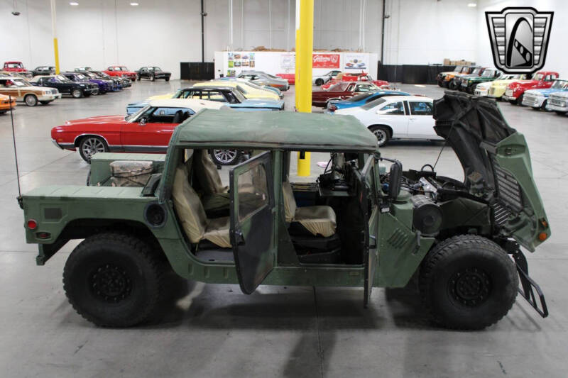 1992 AM General M998 Humvee