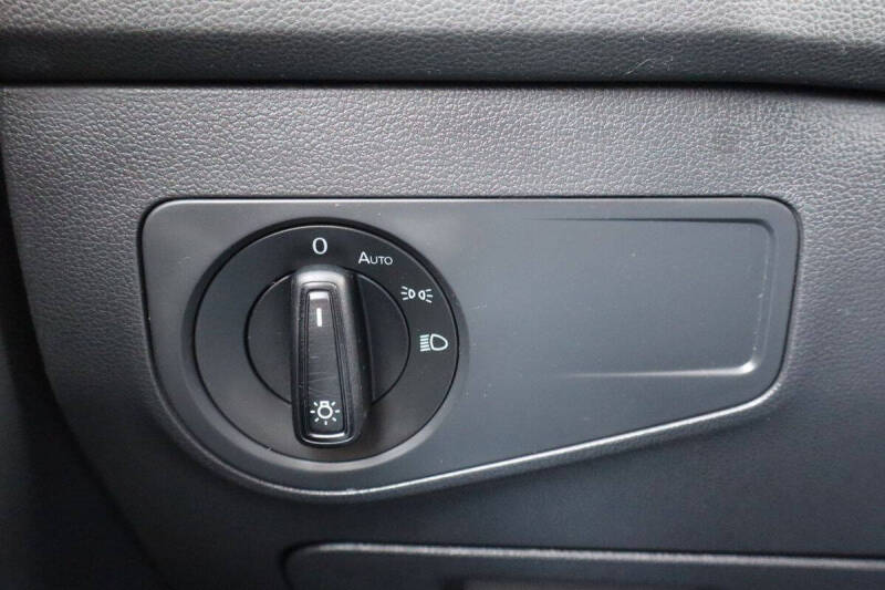 2019 Volkswagen Tiguan S