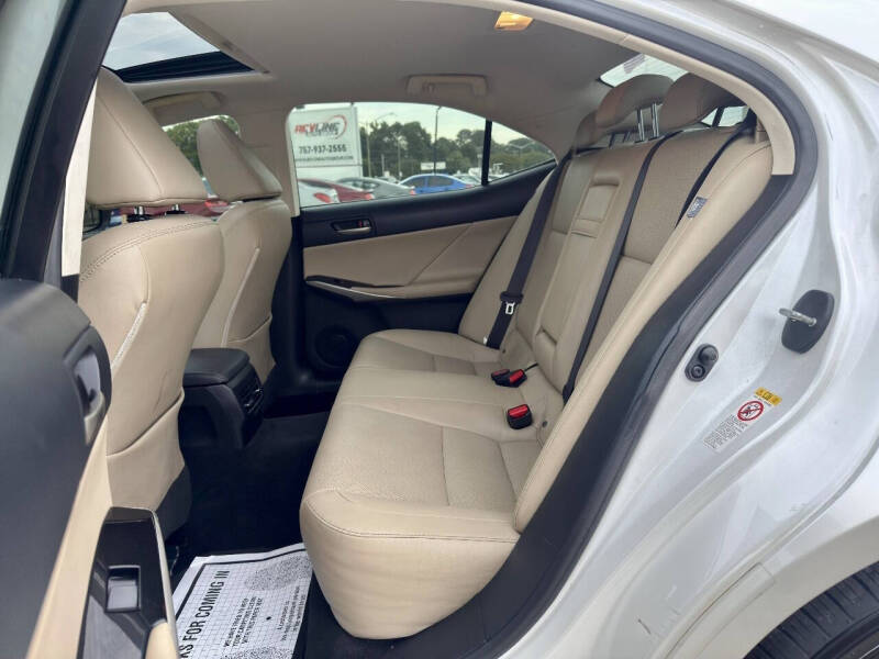 2017 Lexus IS 300
