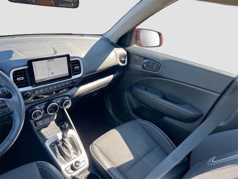 2024 Hyundai Venue Limited