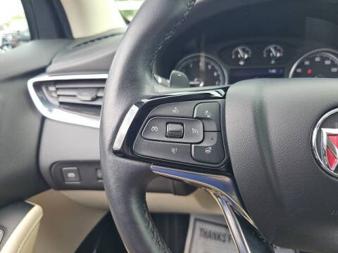 2022 Buick Enclave Essence